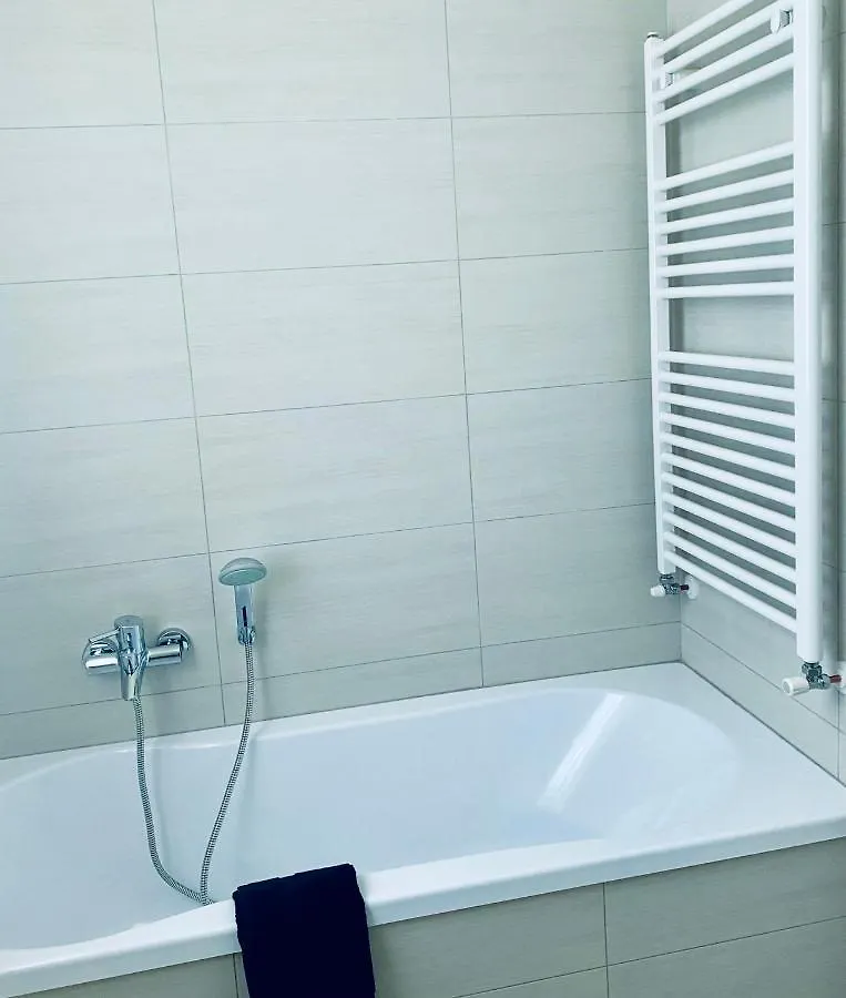 Apartment Ferienwohnung The Fahouse Treviso Italien